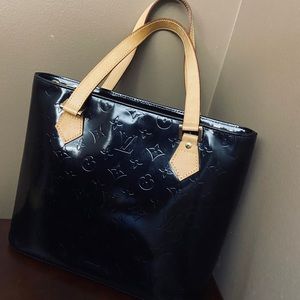 Louis Vuitton Black Vernis Houston